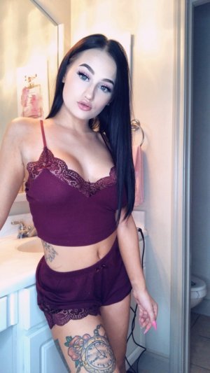 Lucia-maria call girl in Dover OH